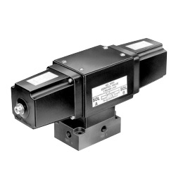 POWER TEAM No.9524 3/4-way 2-position, remote-mounted solenoid valve, 230VAC, 50/60 Hz., Wt. 15.4 lbs